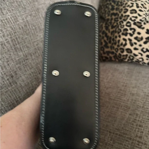 Dooney & Bourke Black Leather Shoulder Bag - Picture 3 of 5